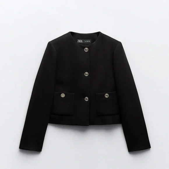☆ドイツ発*ZARA*新作*GOLDボタンショートジャケット/BLACK☆ ZARA - 新品 ZARA ZW COLLECTION ザラ 金ボタン クロップド